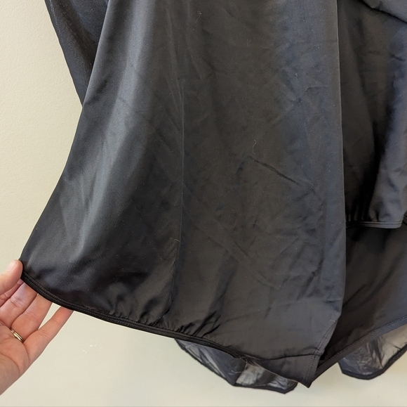 Torrid Black Mesh Overlay Swim Dress Size 6X - Picture 15 of 16